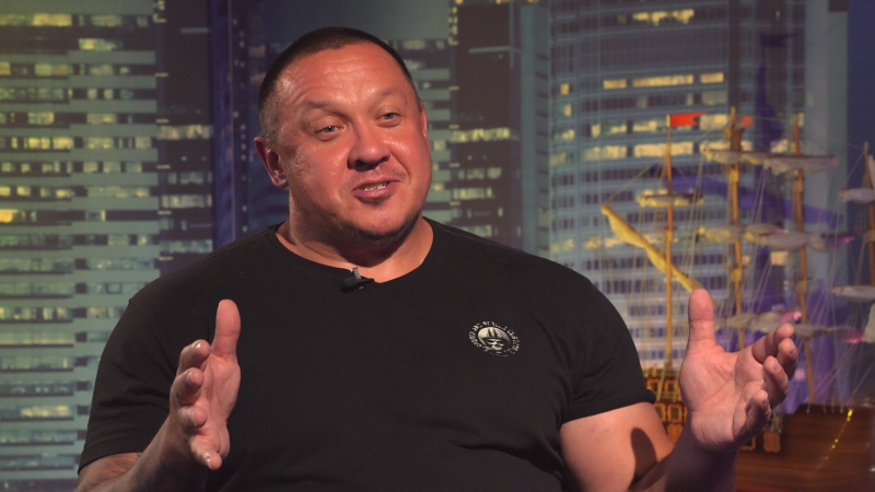 Михаил Кокляев: «Мы состоим из того, что едим, пьём, смотрим, слушаем и читаем». Томское время | Телеканал