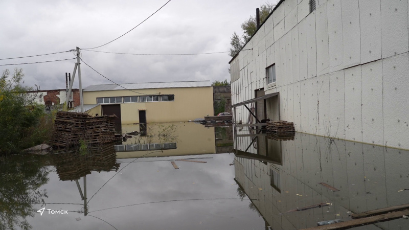 В микрорайон Черемошники продолжает поступать вода. Томское время | Телеканал