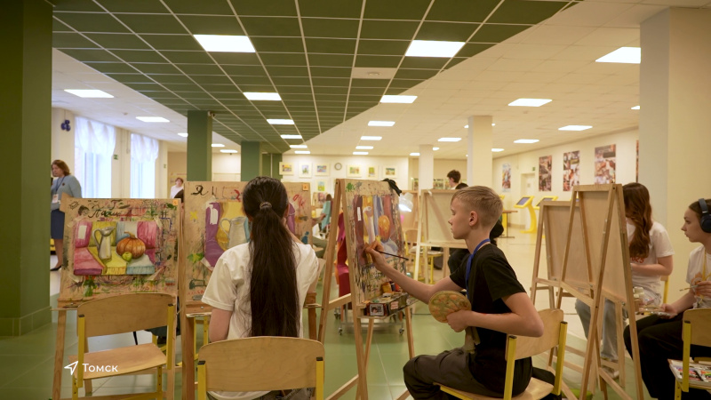 В Томске проходит фестиваль «Мы рисуем мир». Томское время | Телеканал