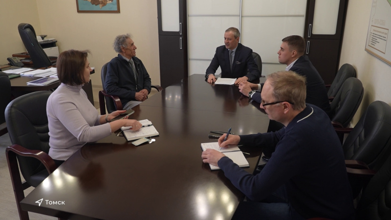 Томичи отметили День конституции. Томское время | Телеканал