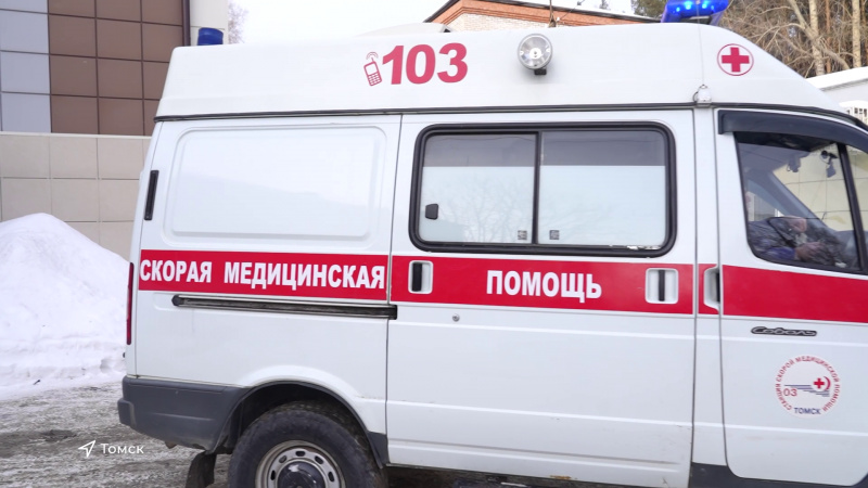 Сотрудники ГИБДД дежурят на подъезде к первой клинической больнице. Томское время | Телеканал