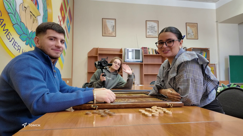 В Томске прошёл чемпионат по армянским нардам. Томское время | Телеканал