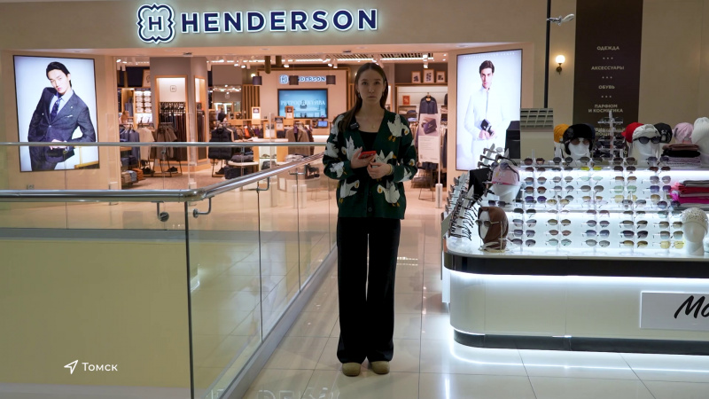 Любая информация на рекламных баннерах, в названиях магазинов и кафе должна быть представлена на русском языке. Томское время | Телеканал