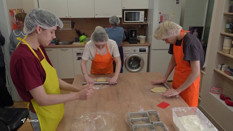 В Томске открылась инклюзивная пекарня. Томское время | Телеканал