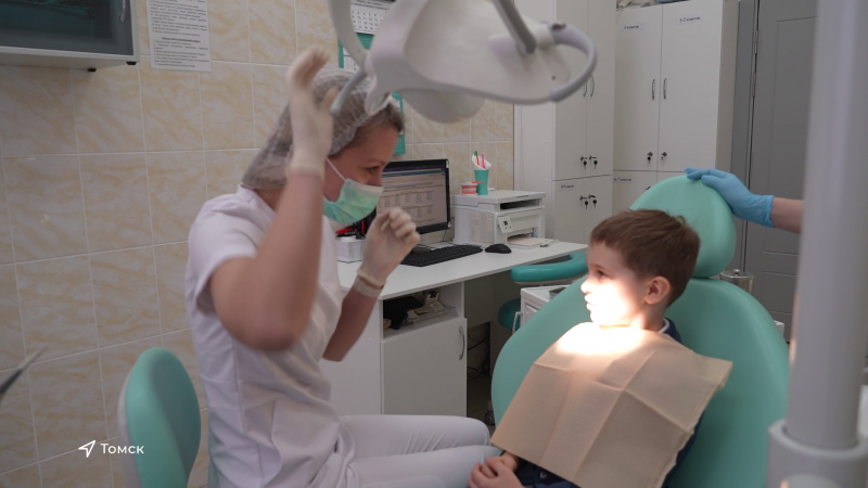 Томичи смогли бесплатно проверить состояние зубов и дёсен. Томское время | Телеканал