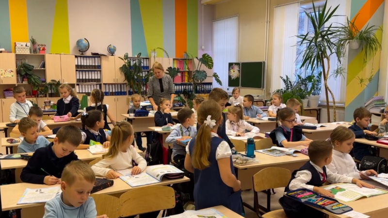 В томских школах стартовал проект «Музыка вместо звонков». Томское время | Телеканал