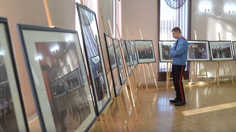 В БКЗ открылась фотовыставка к юбилею группы спецназначения «Альфа». Томское время | Телеканал